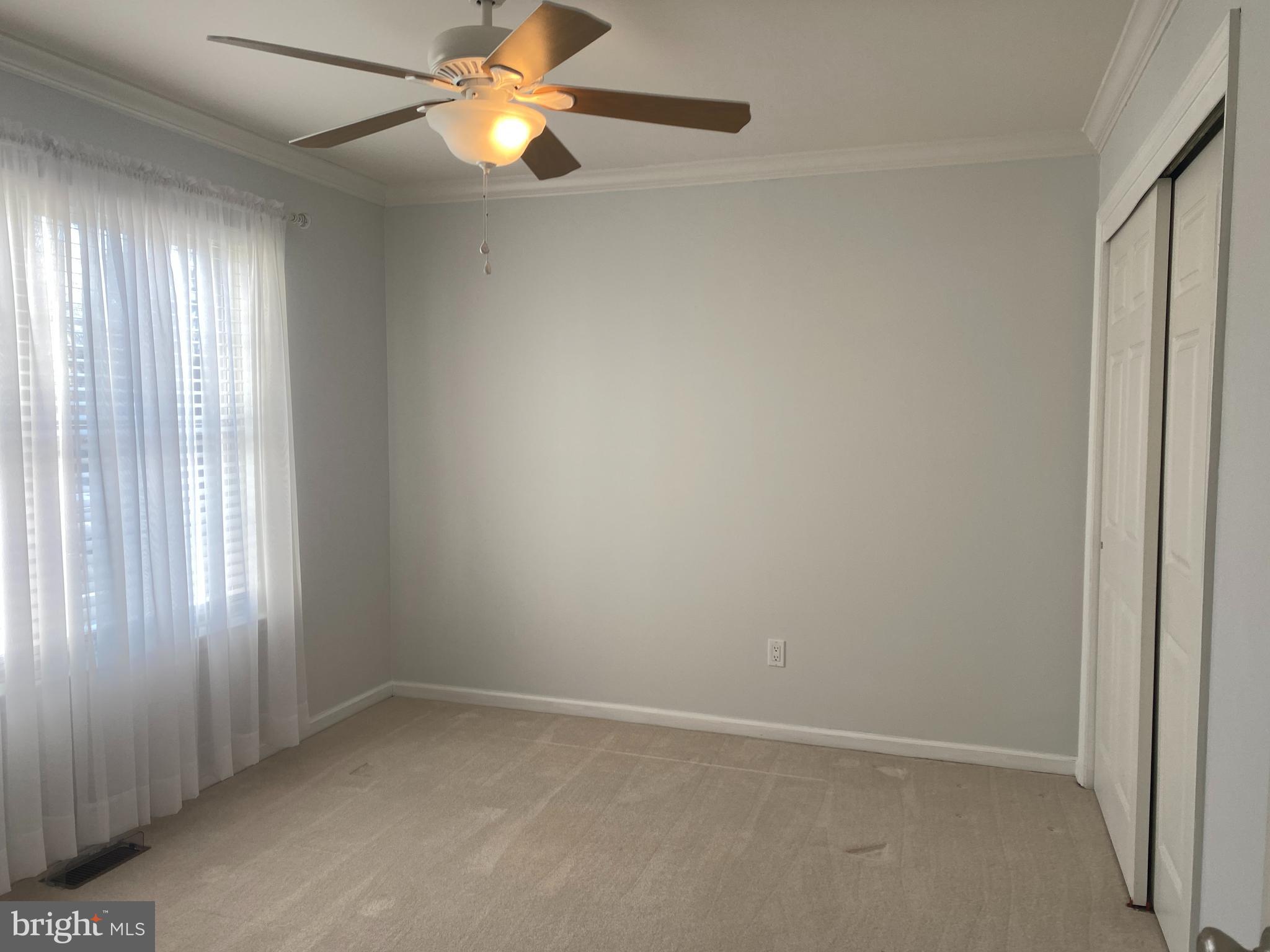 PINECREST - Residential