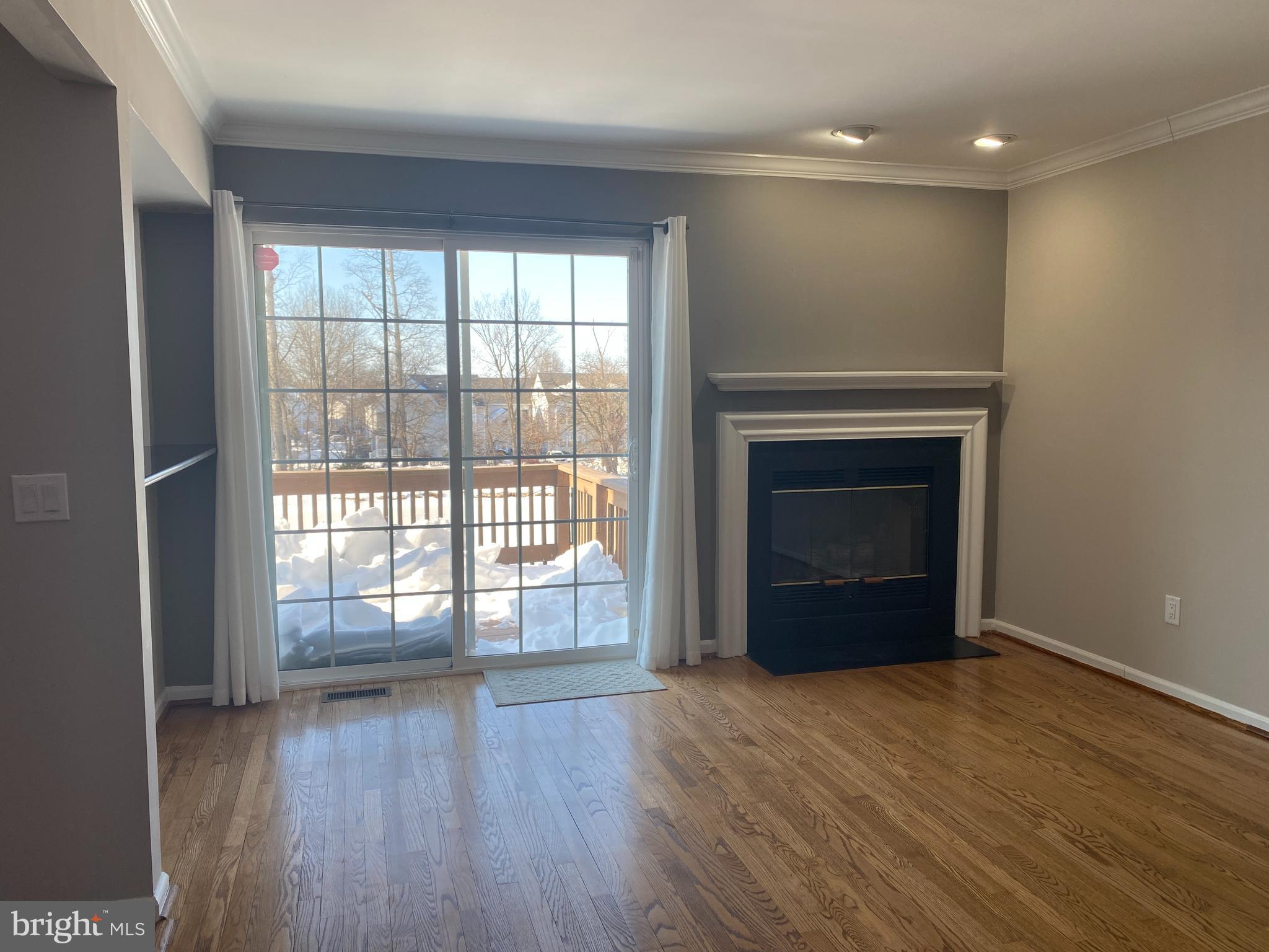 PINECREST - Residential