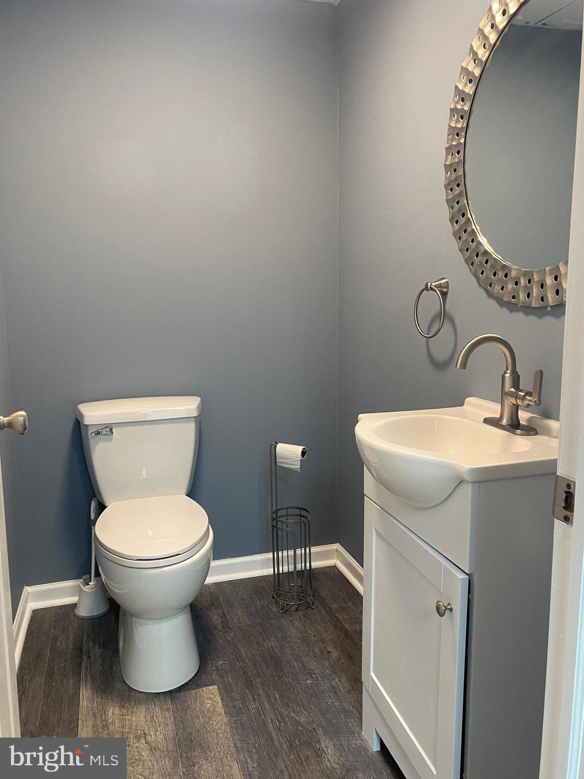 PINECREST - Residential