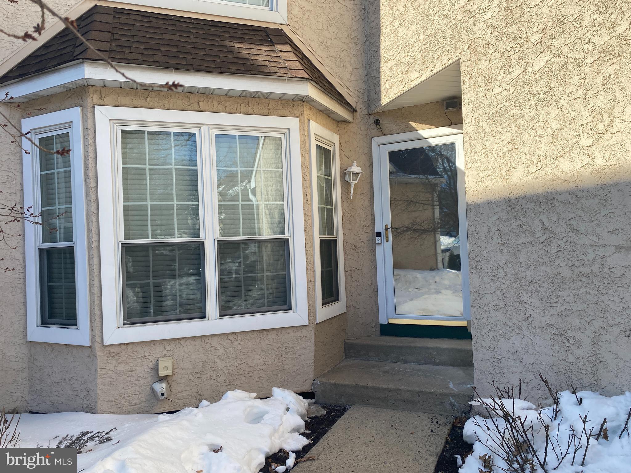 PINECREST - Residential