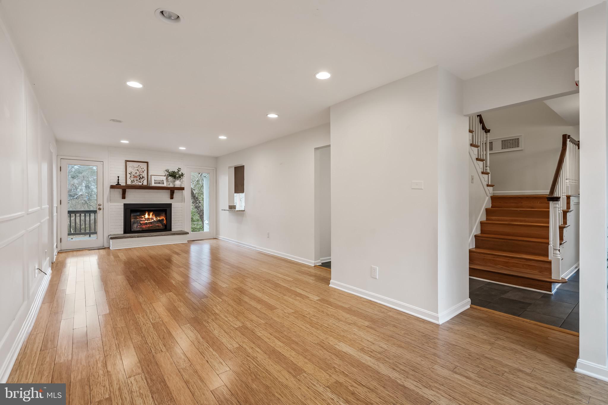 SUTTON PLACE - Residential Lease