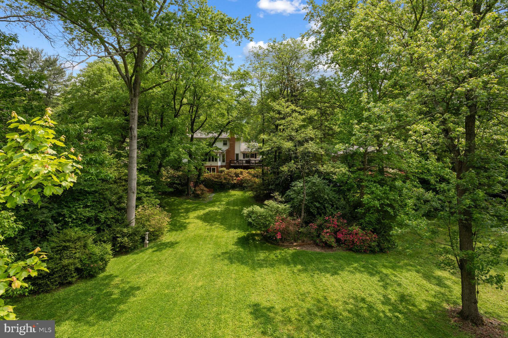 SUTTON PLACE - Residential Lease