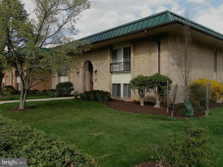 ROSSMOOR MUTUAL #7 - Residential