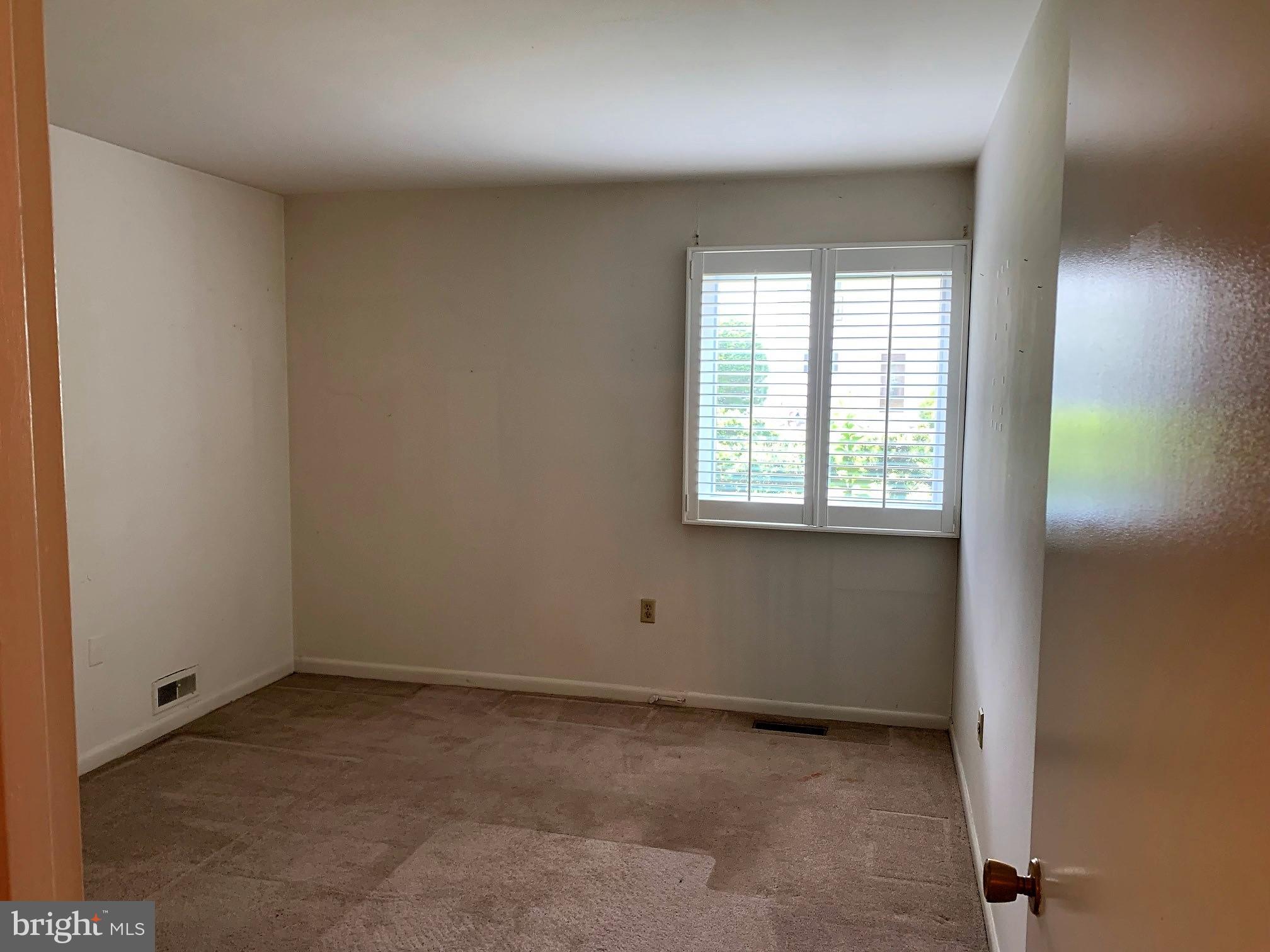 ROSSMOOR MUTUAL #7 - Residential