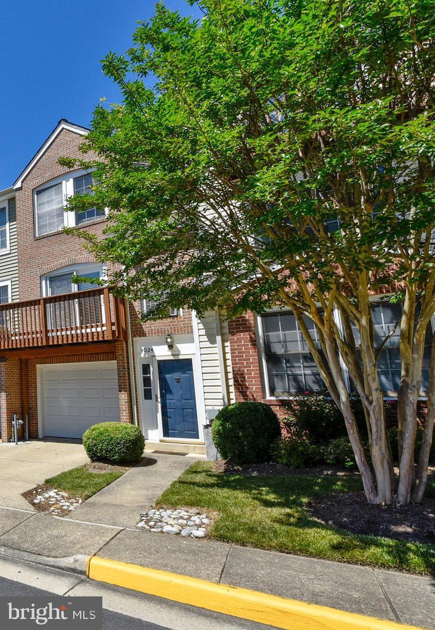 SOMERSET AT WESTRIDGE - Residential