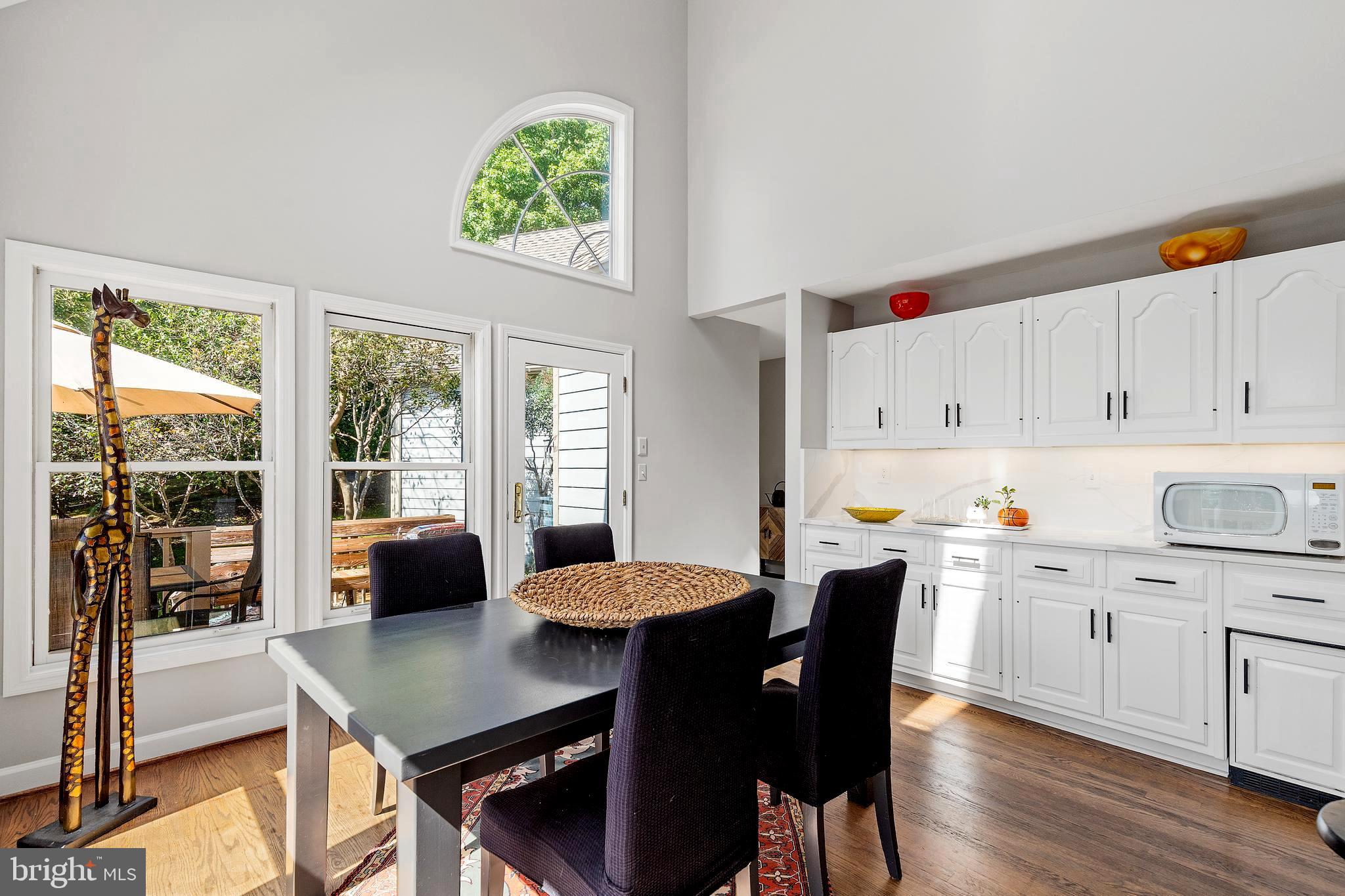 THE HILLSIDE AT SEMINARY - Residential