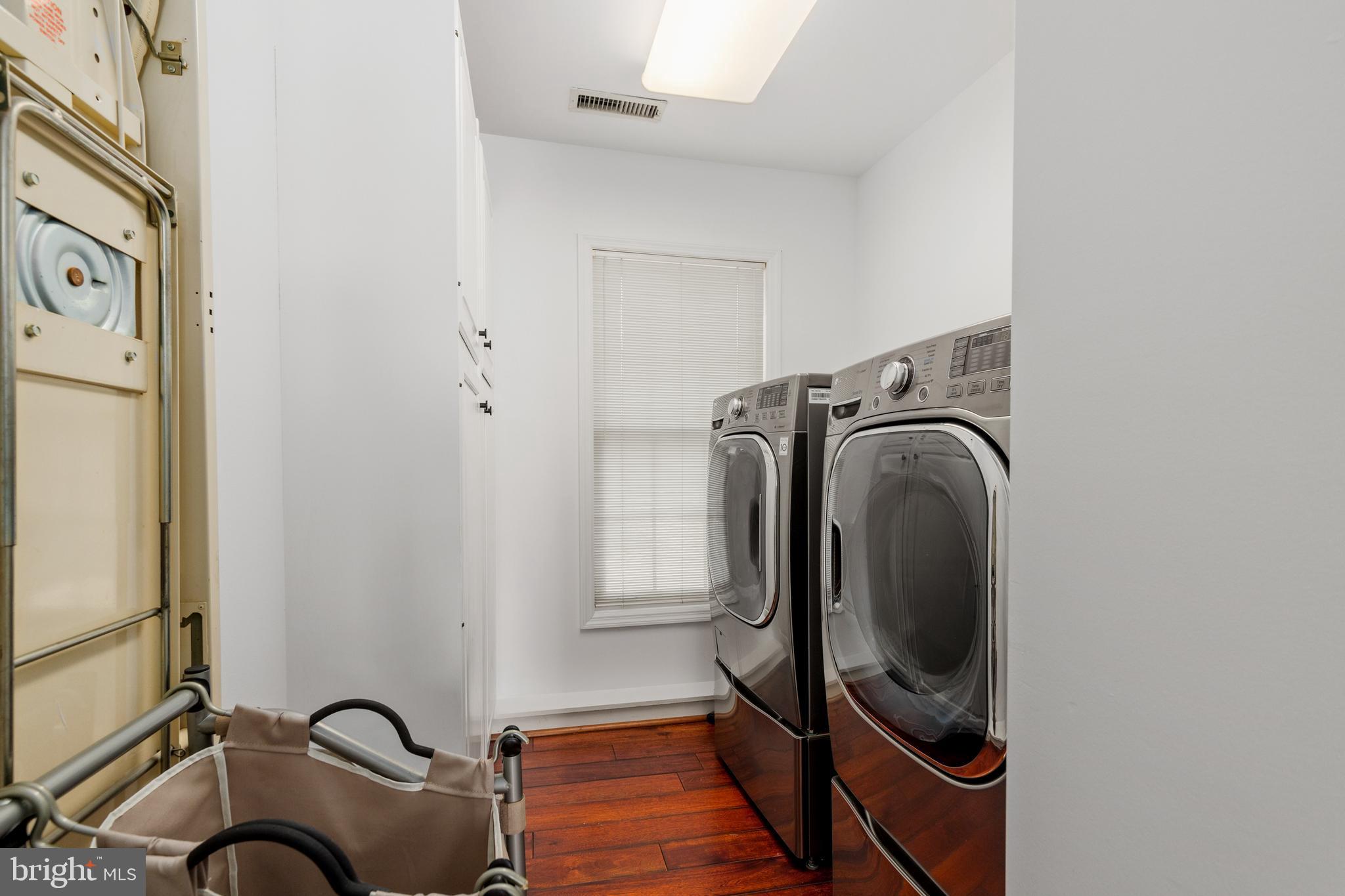 THE HILLSIDE AT SEMINARY - Residential