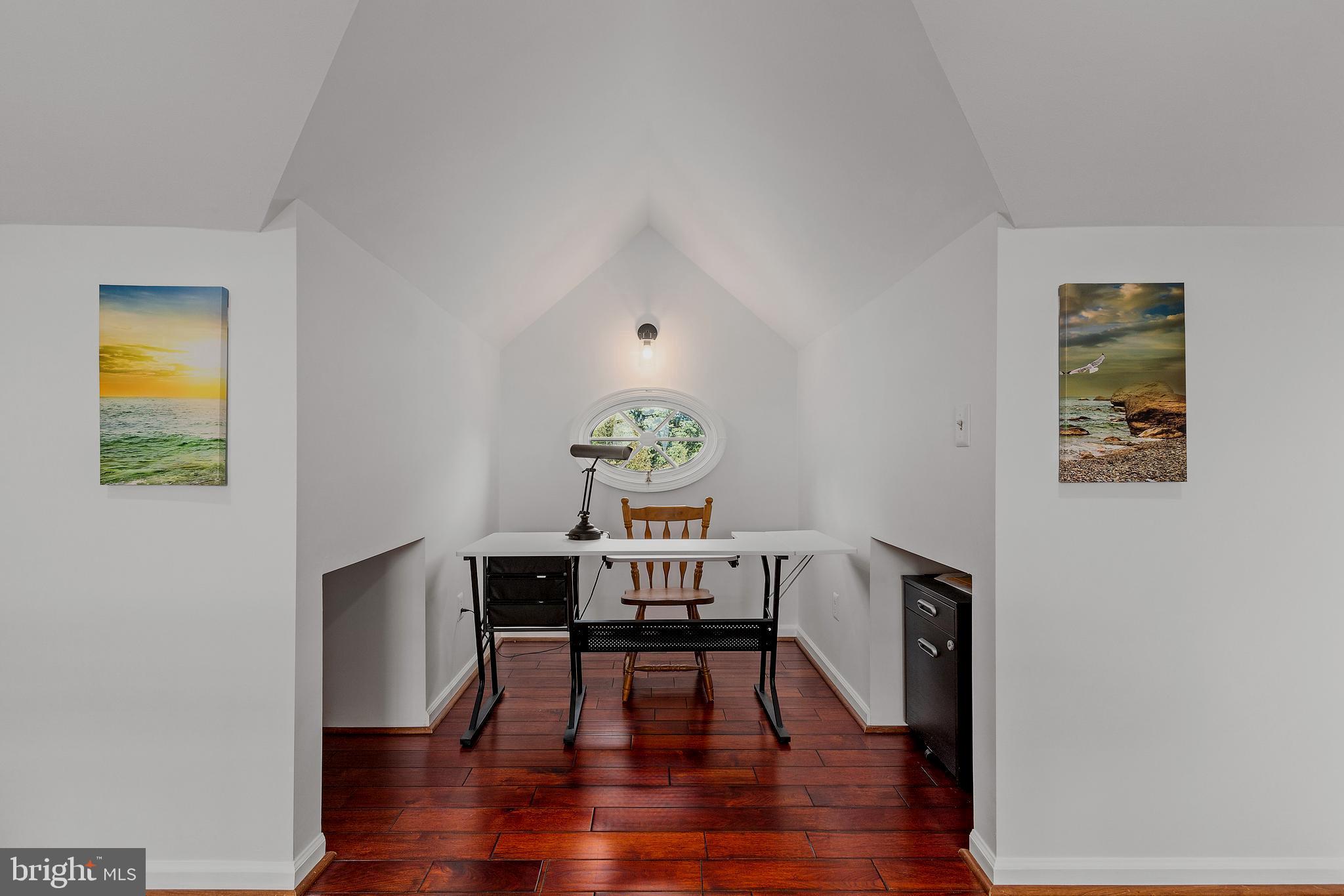 THE HILLSIDE AT SEMINARY - Residential