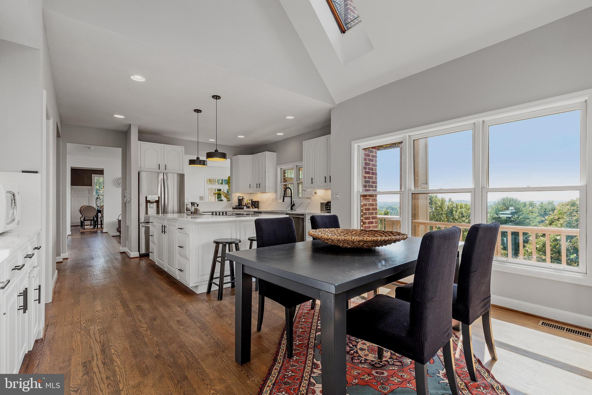 THE HILLSIDE AT SEMINARY - Residential