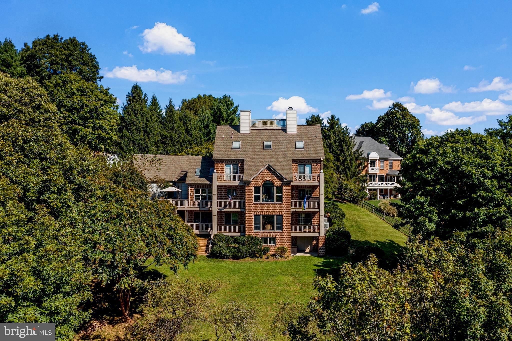 THE HILLSIDE AT SEMINARY - Residential