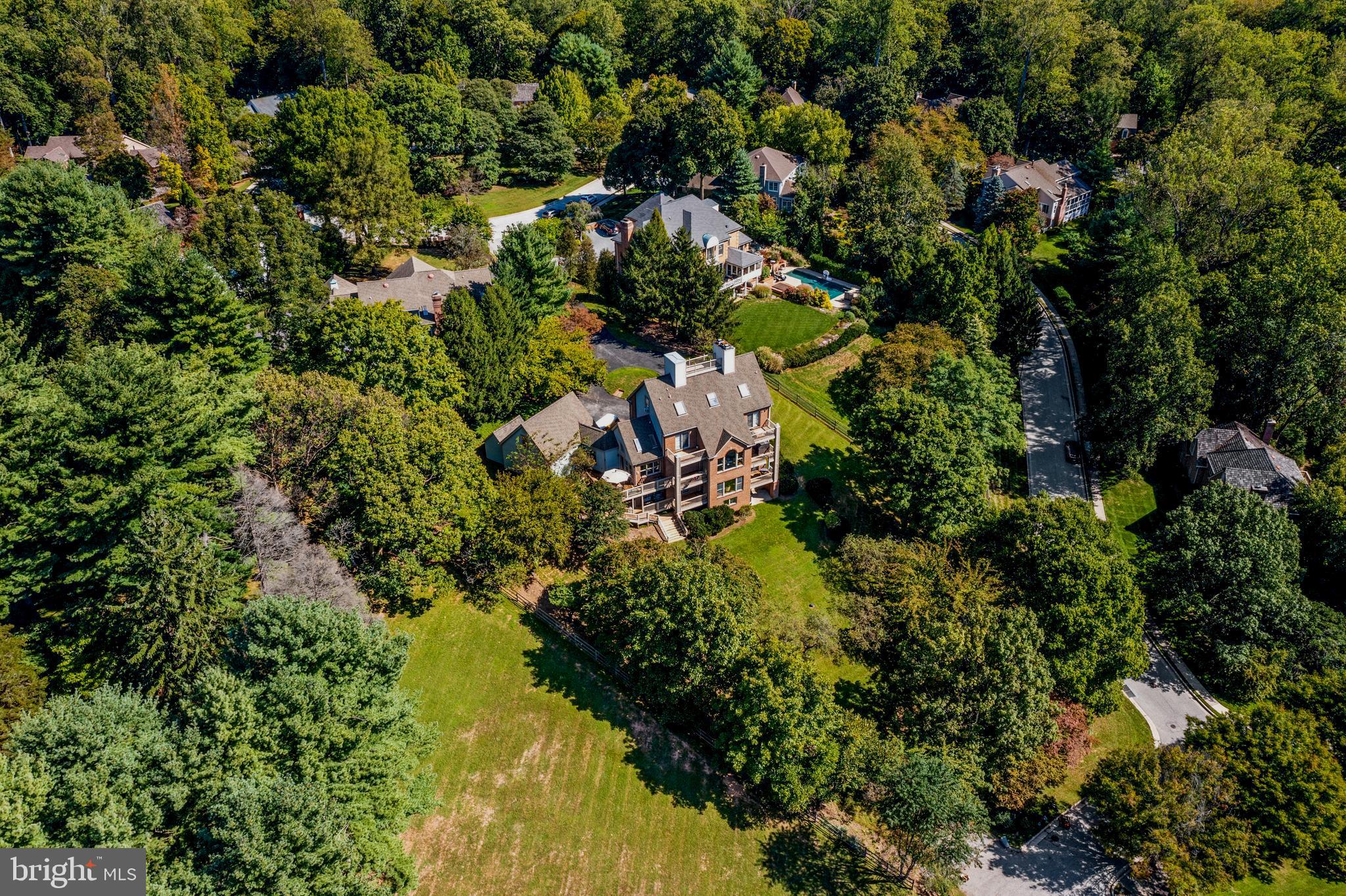 THE HILLSIDE AT SEMINARY - Residential