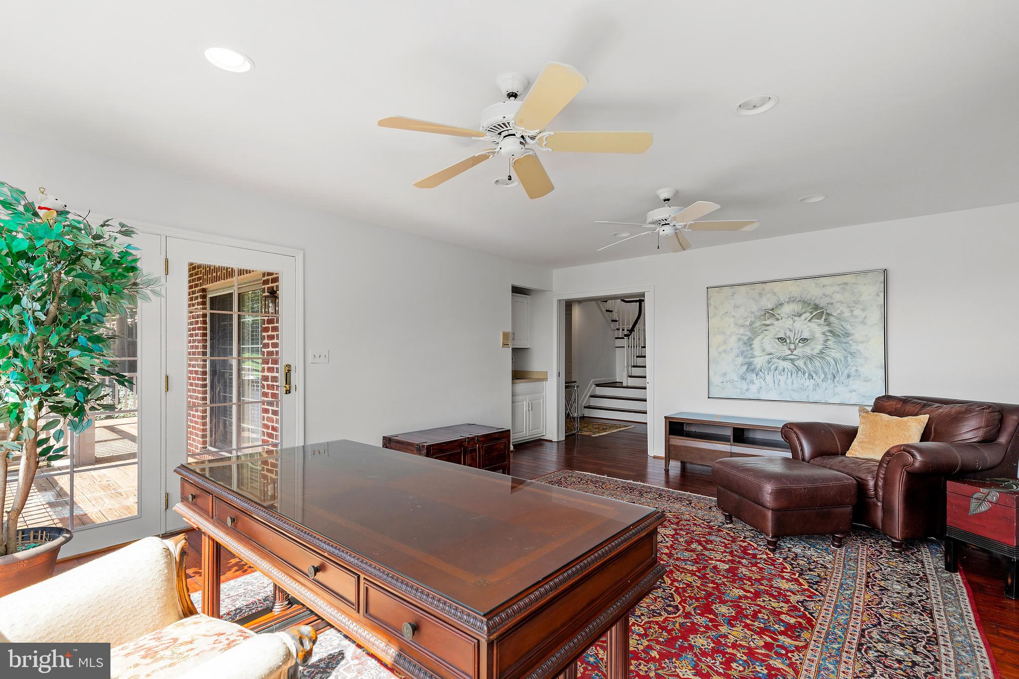 THE HILLSIDE AT SEMINARY - Residential