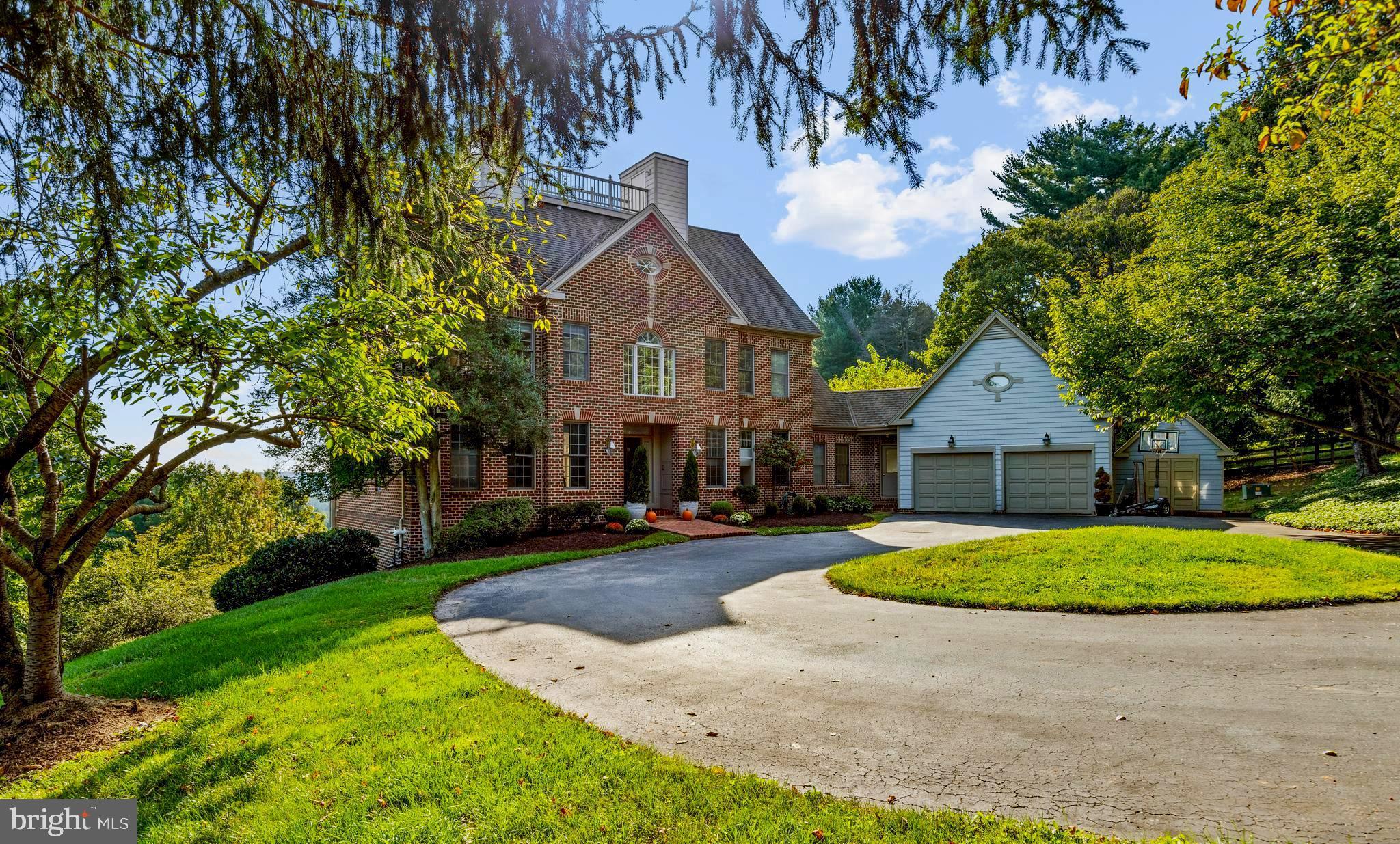 THE HILLSIDE AT SEMINARY - Residential
