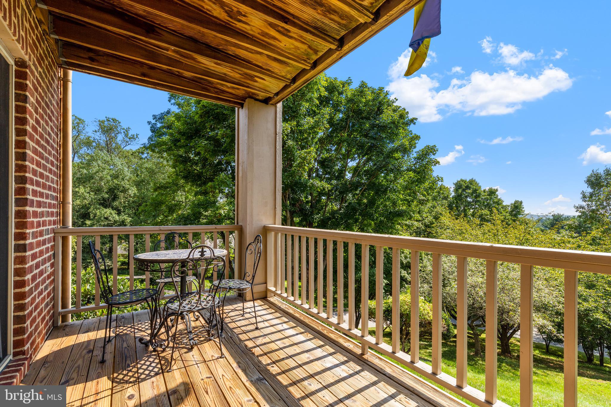 THE HILLSIDE AT SEMINARY - Residential