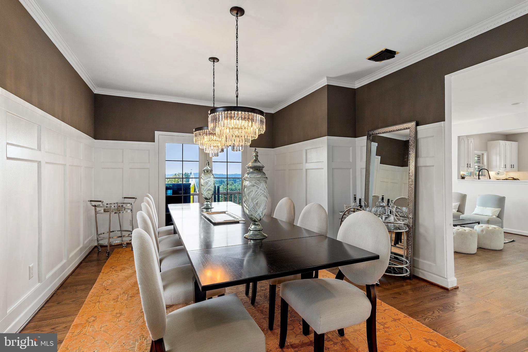 THE HILLSIDE AT SEMINARY - Residential