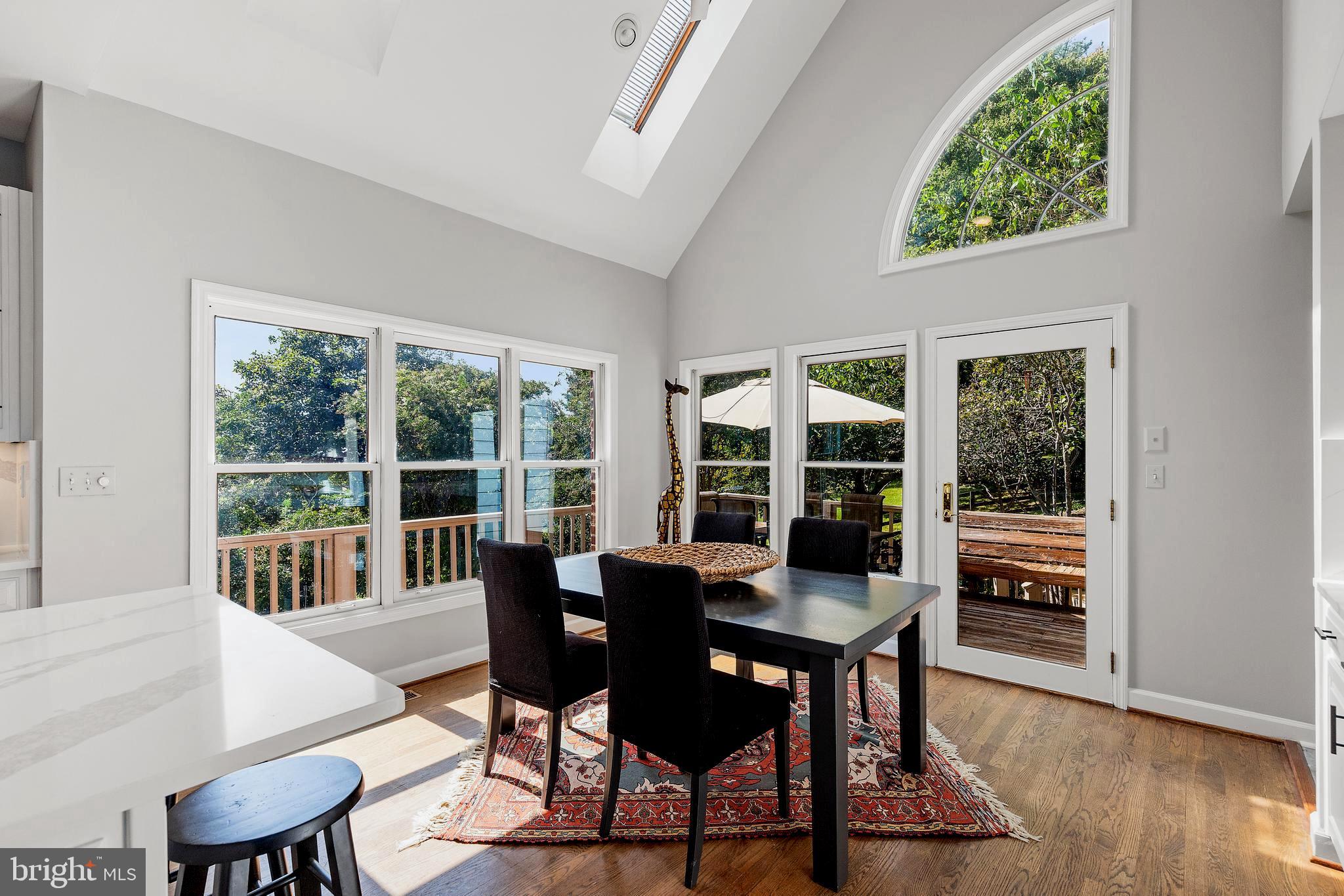 THE HILLSIDE AT SEMINARY - Residential