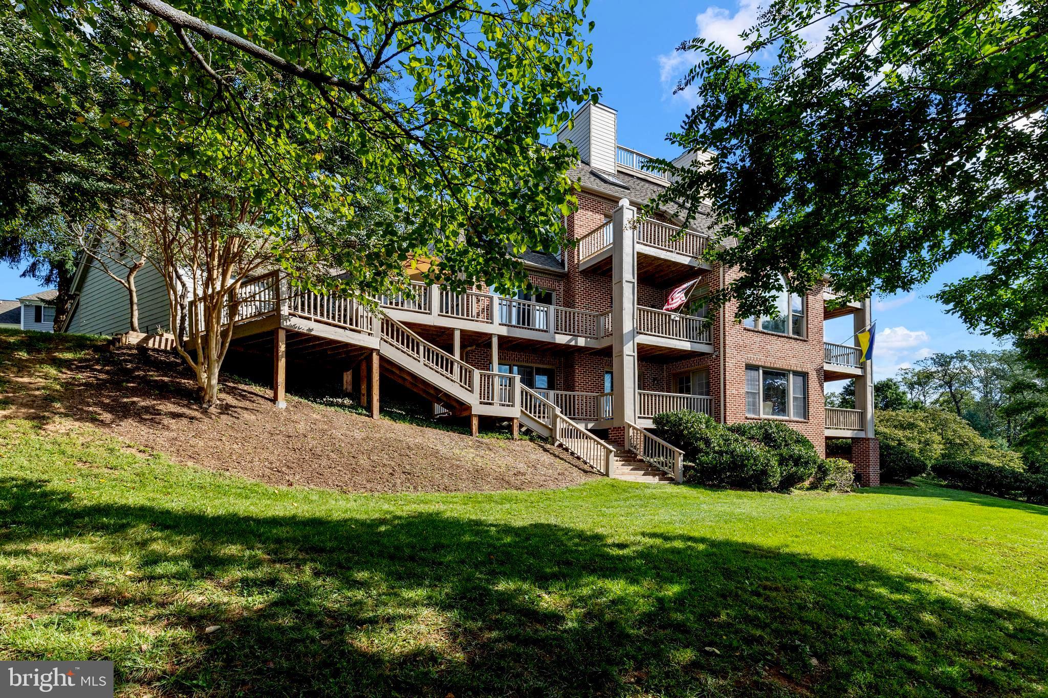 THE HILLSIDE AT SEMINARY - Residential
