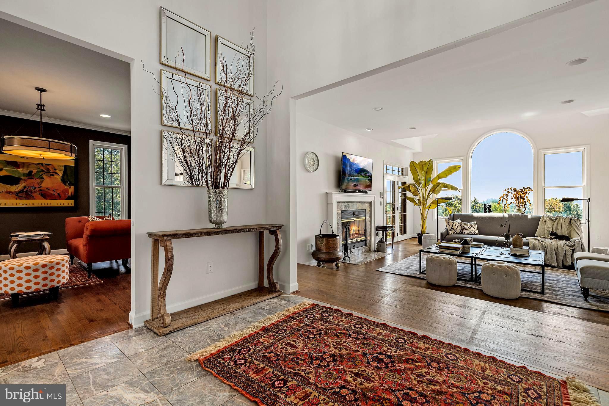 THE HILLSIDE AT SEMINARY - Residential