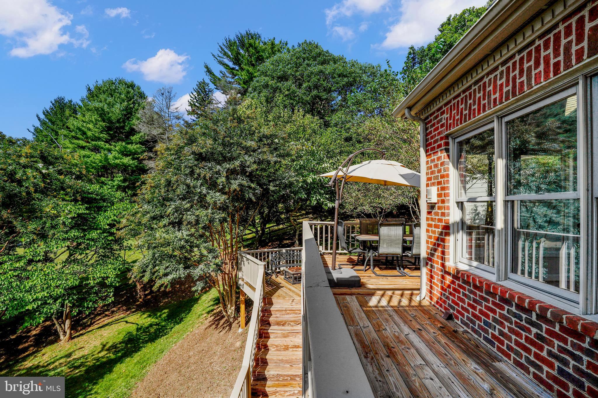 THE HILLSIDE AT SEMINARY - Residential