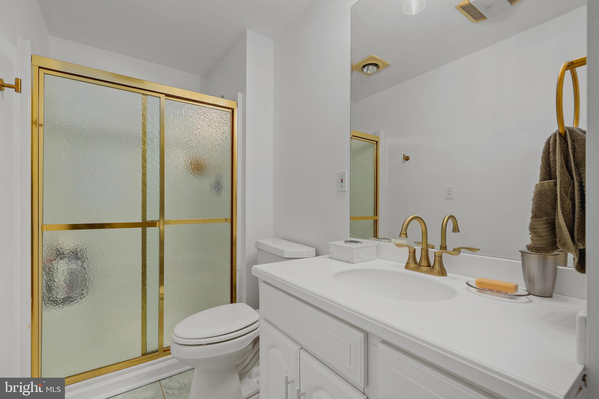 THE HILLSIDE AT SEMINARY - Residential