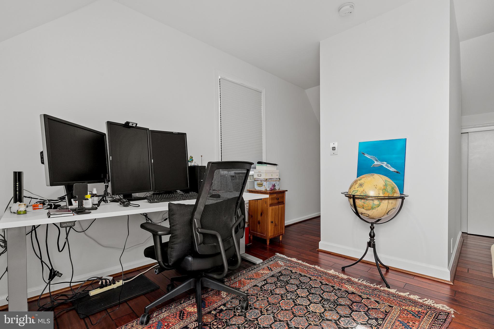 THE HILLSIDE AT SEMINARY - Residential