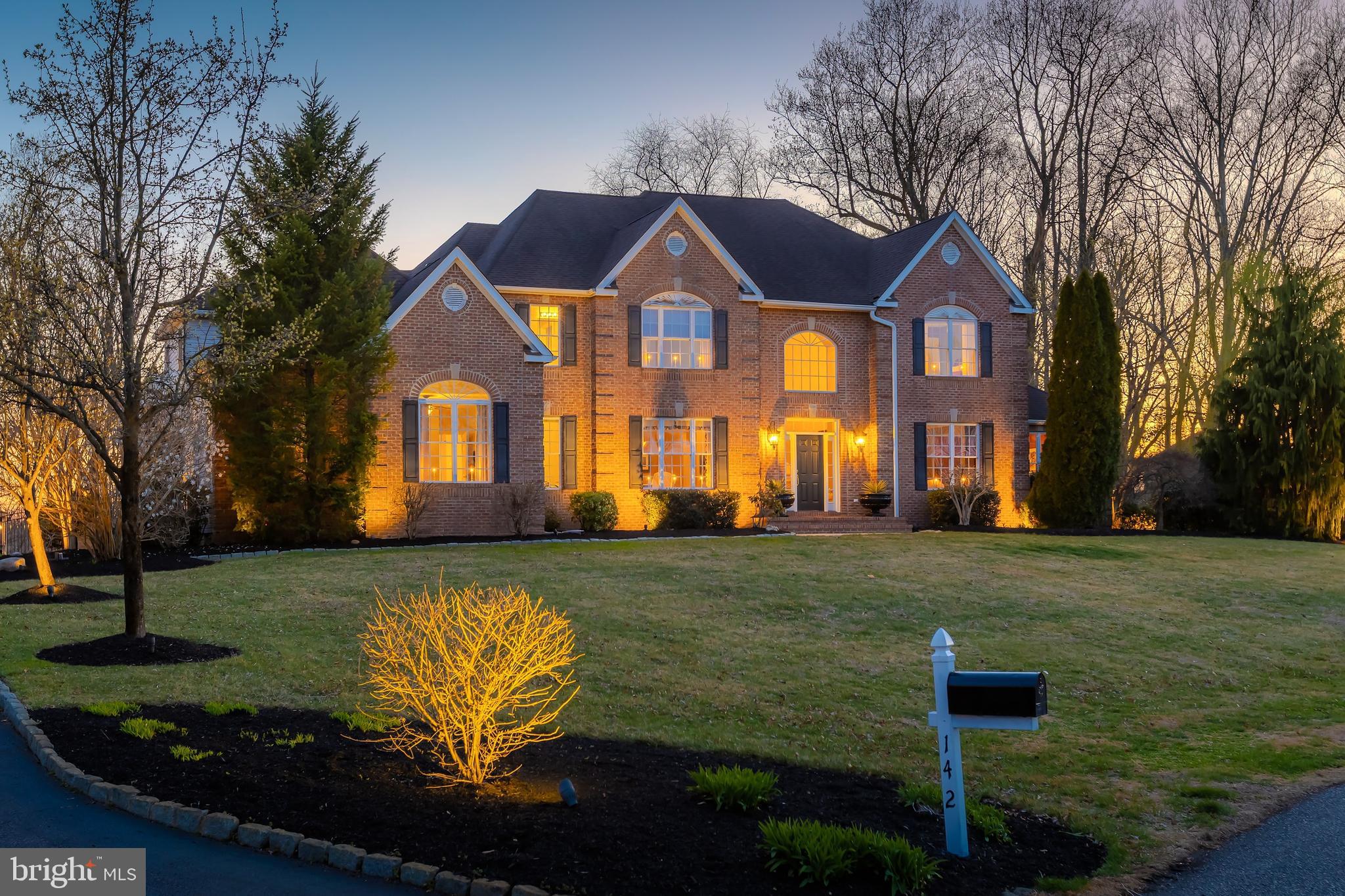 142 ARBOR DRIVE