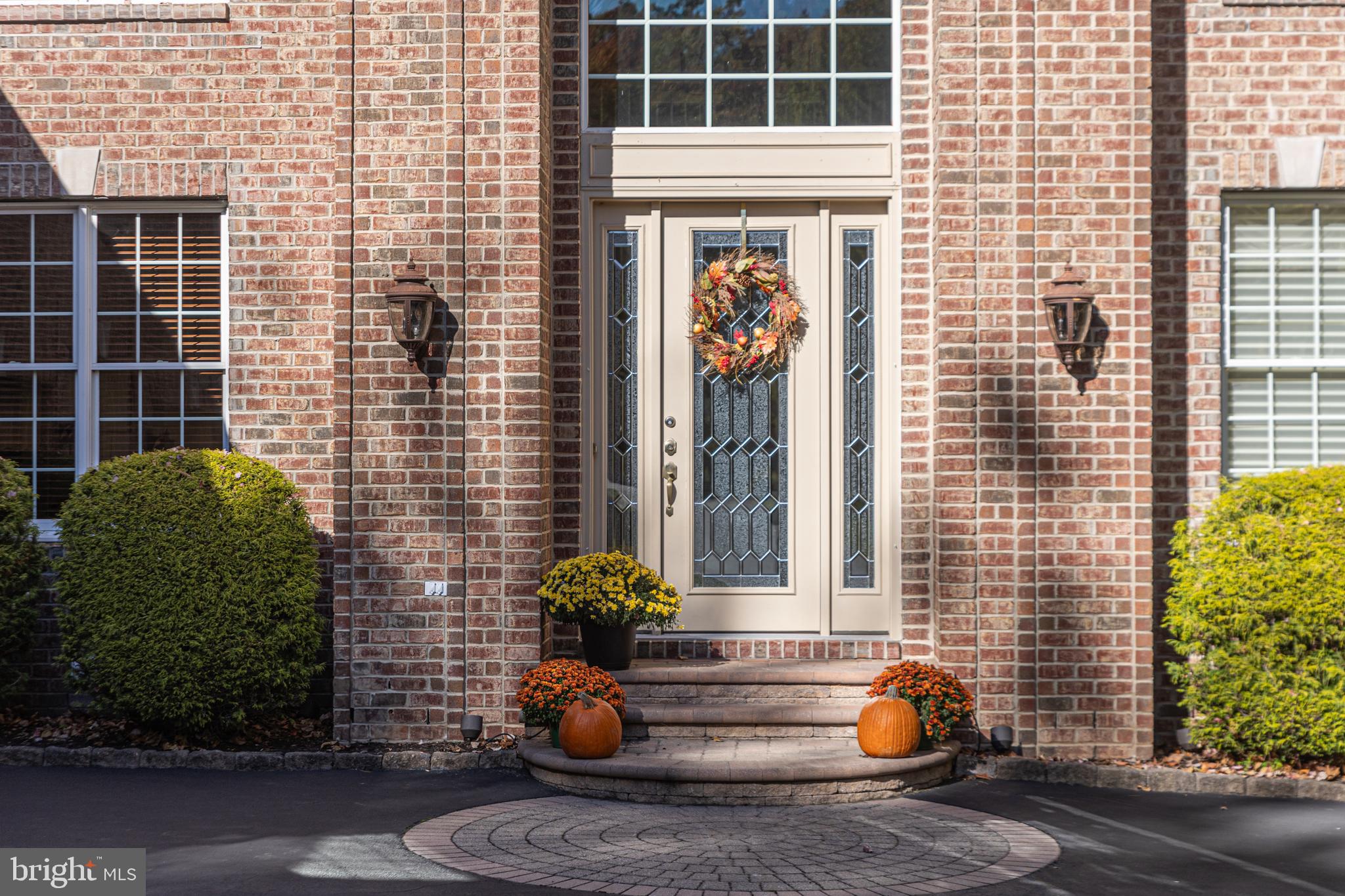 UPPER MOUNTAIN ESTS - Residential