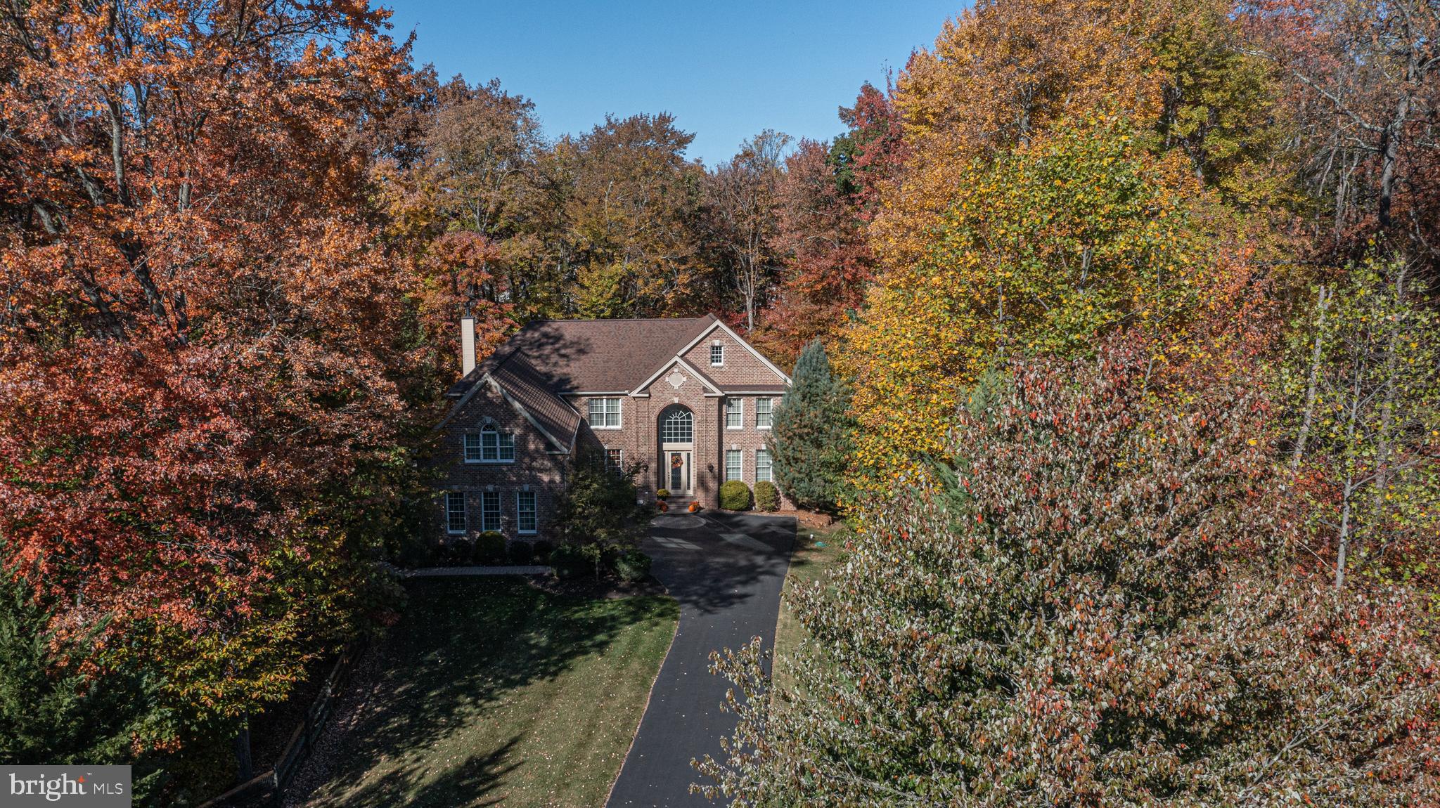 UPPER MOUNTAIN ESTS - Residential