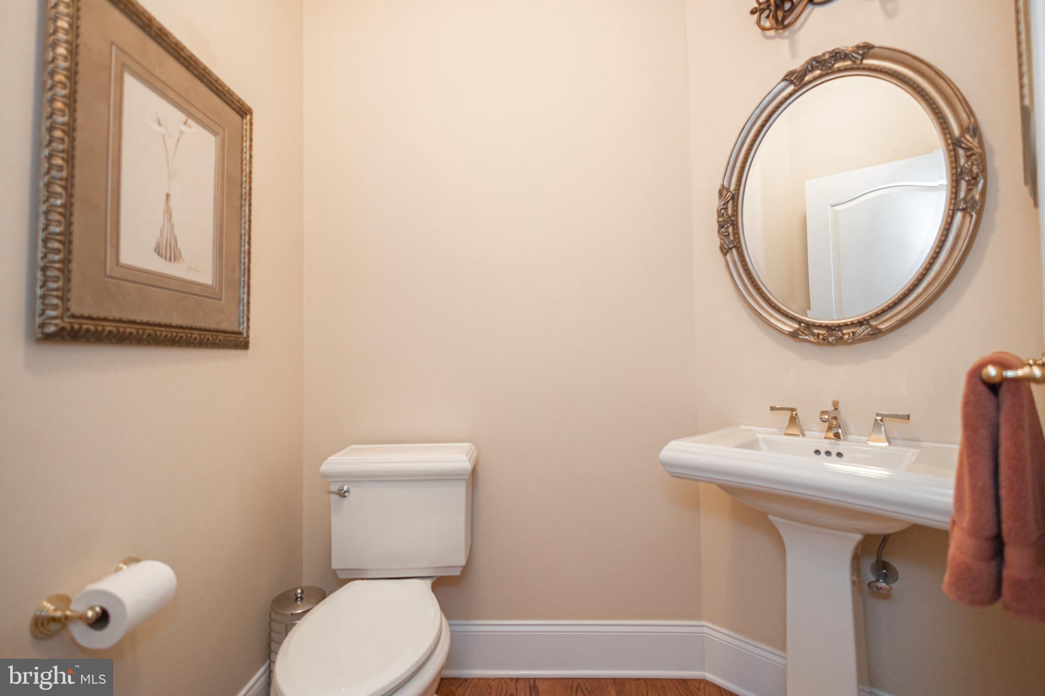 UPPER MOUNTAIN ESTS - Residential