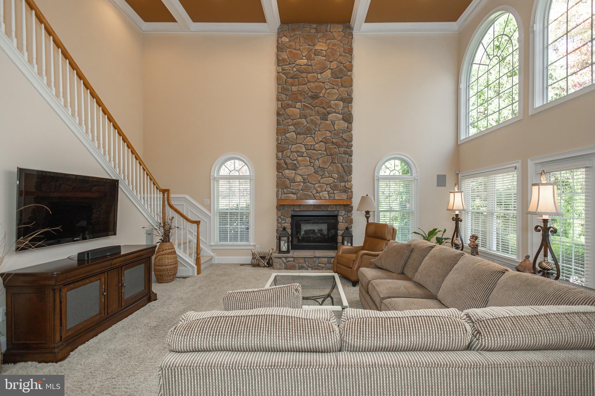 UPPER MOUNTAIN ESTS - Residential