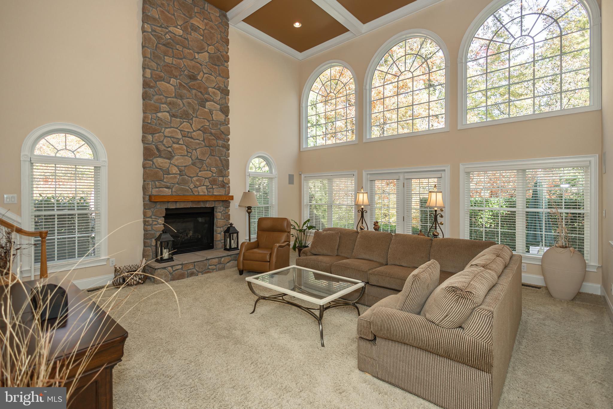 UPPER MOUNTAIN ESTS - Residential