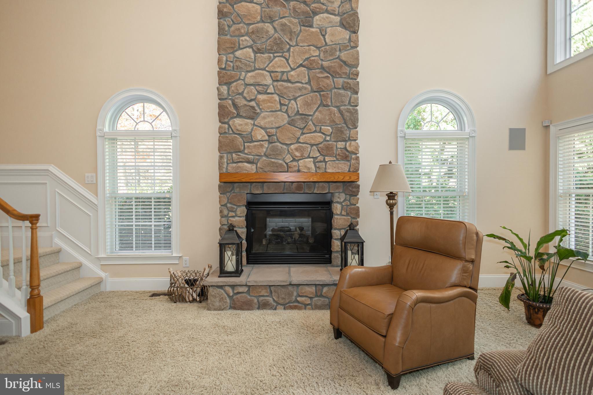 UPPER MOUNTAIN ESTS - Residential