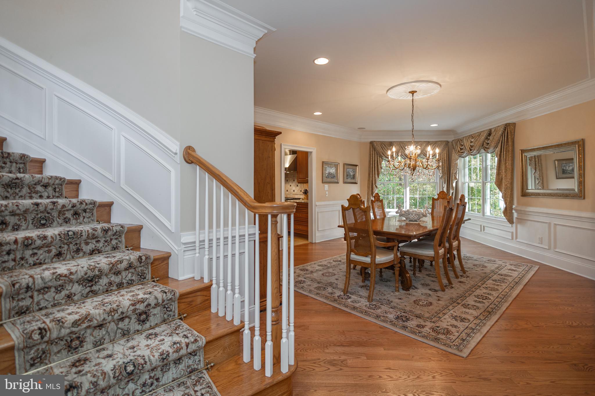 UPPER MOUNTAIN ESTS - Residential