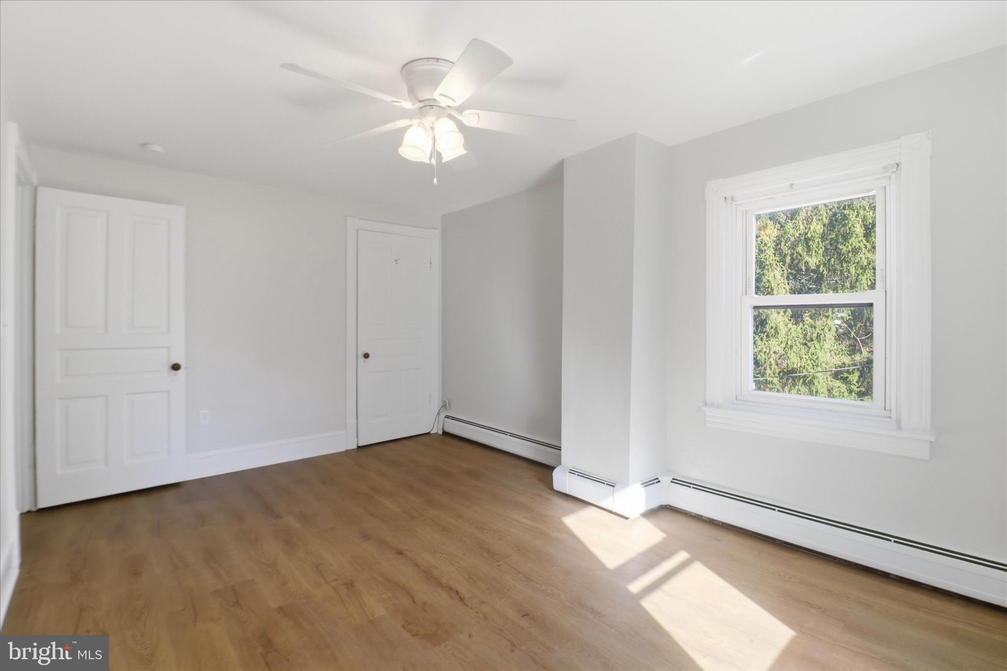 ELVERSON - Residential