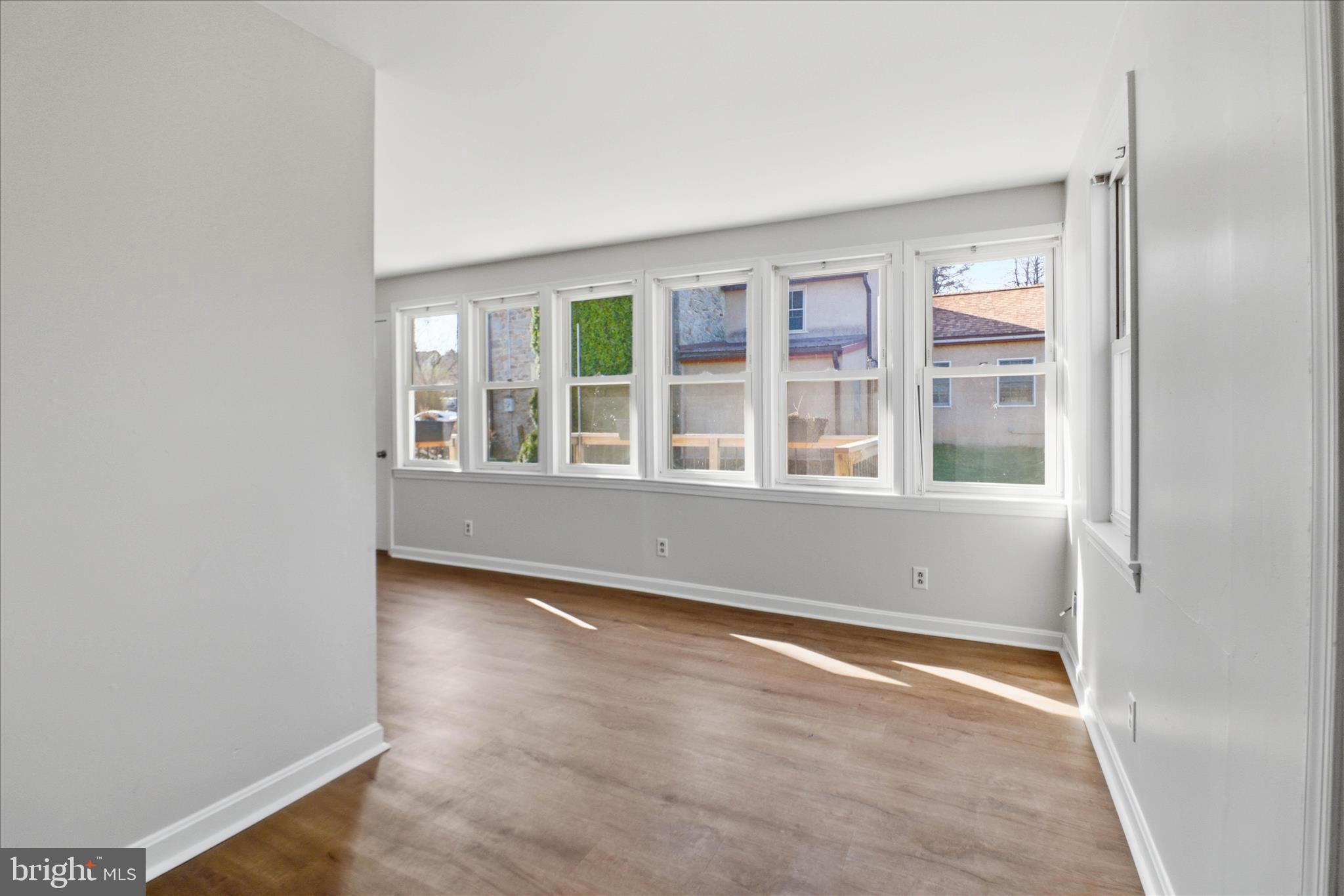 ELVERSON - Residential