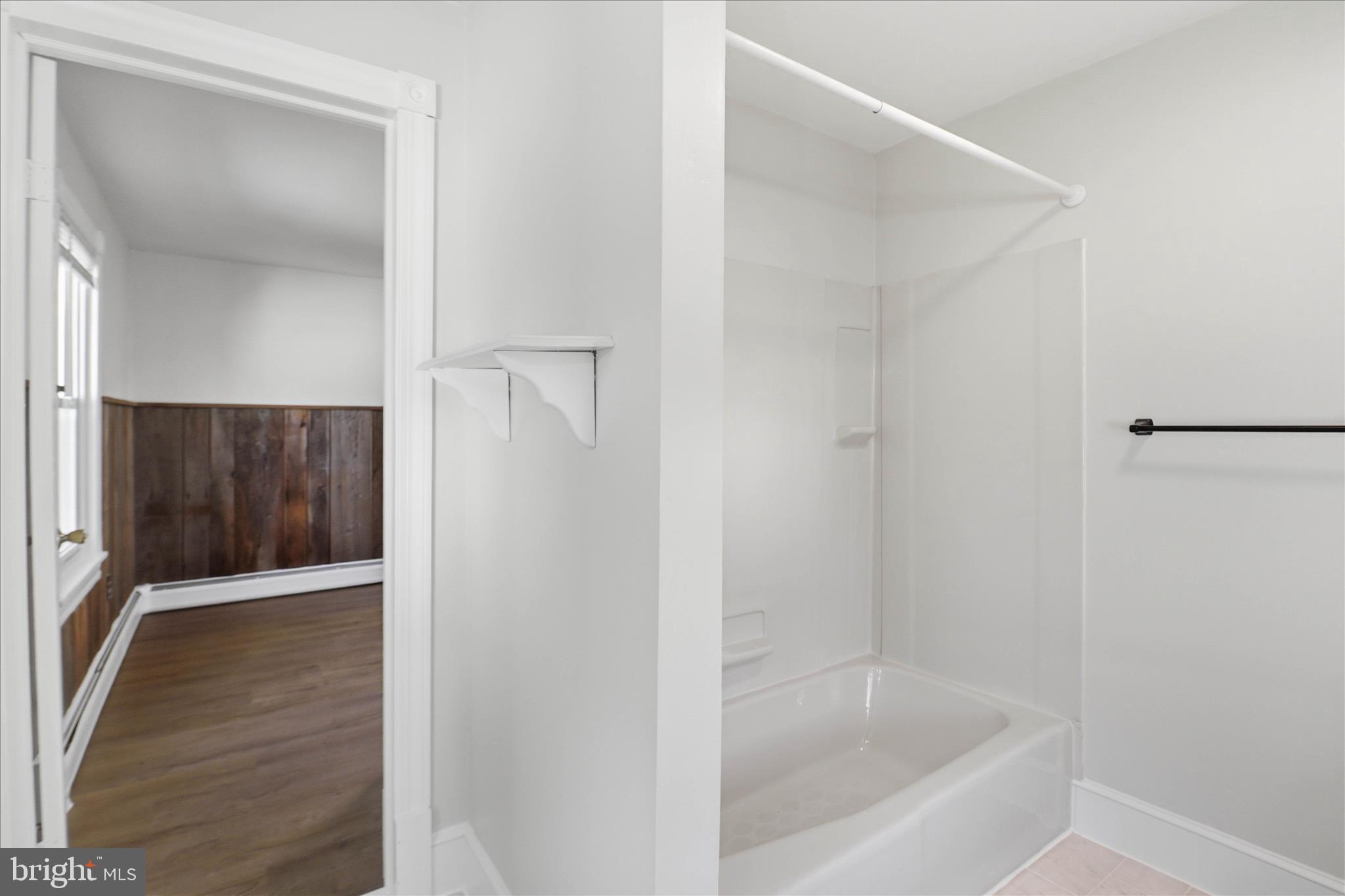 ELVERSON - Residential