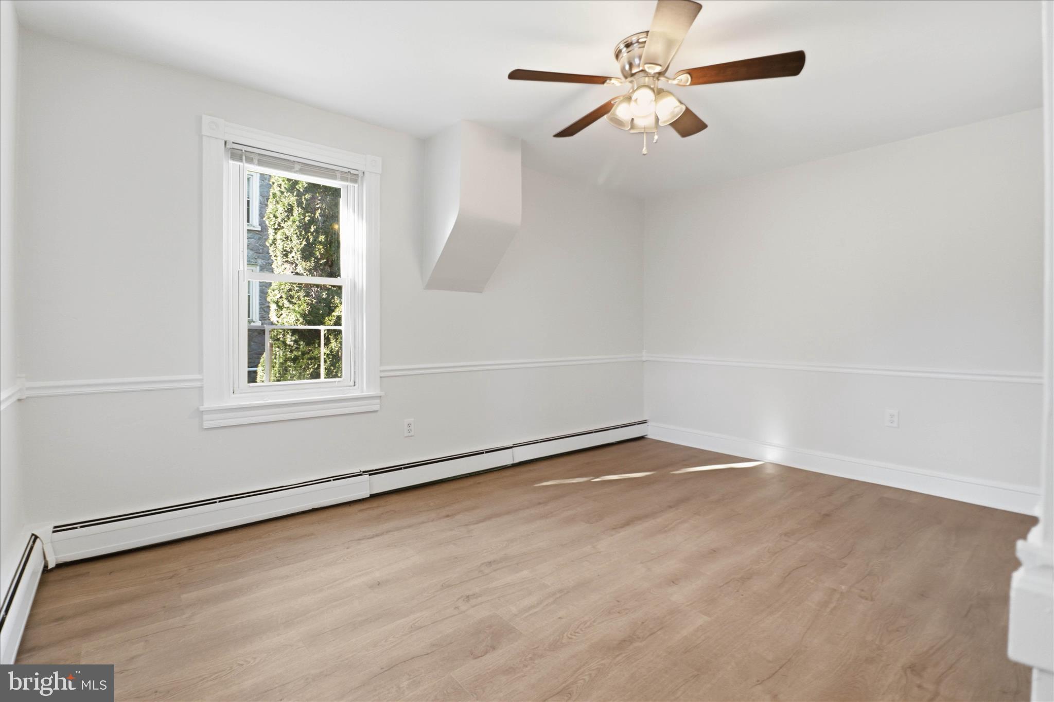 ELVERSON - Residential