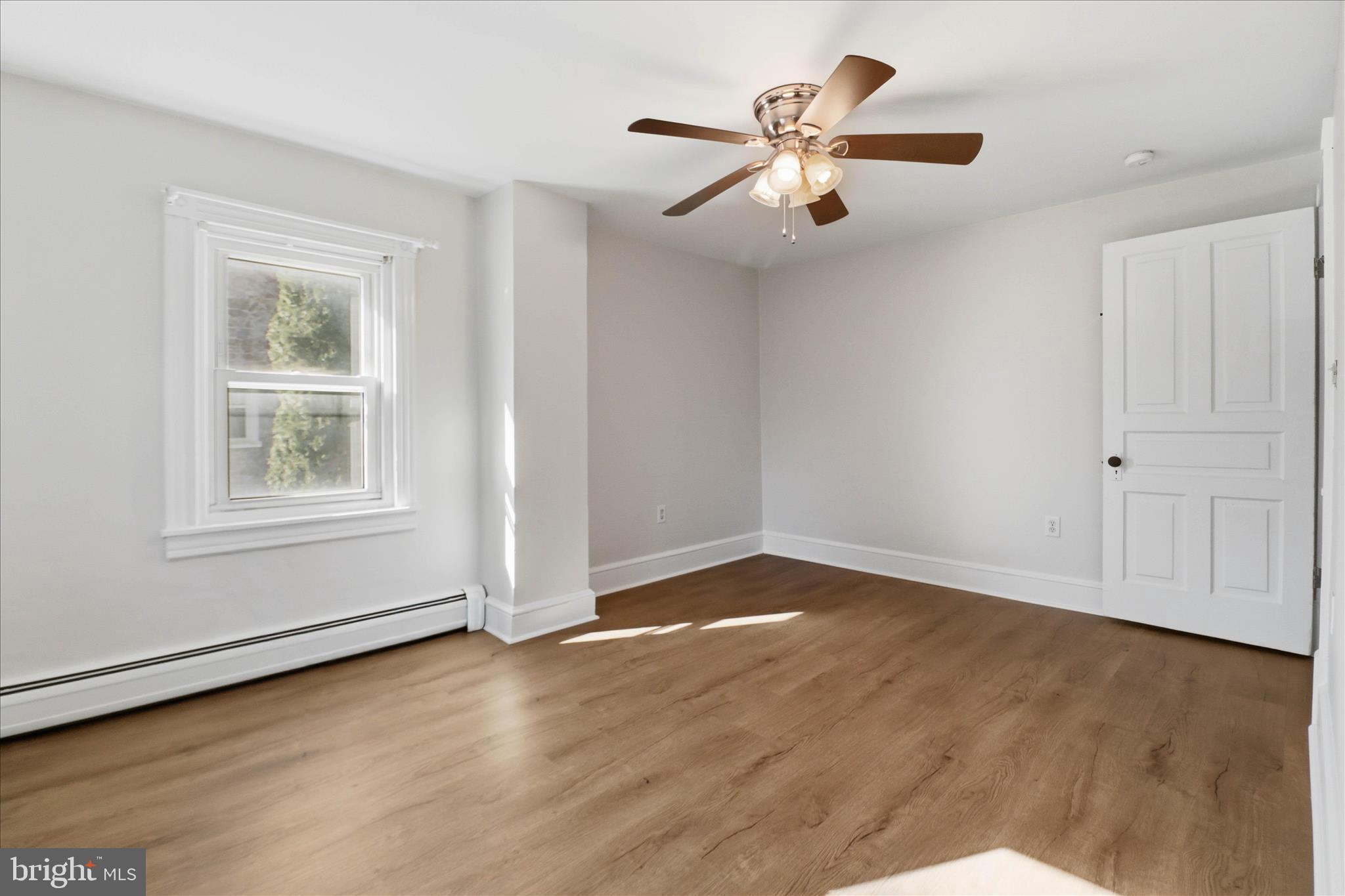 ELVERSON - Residential