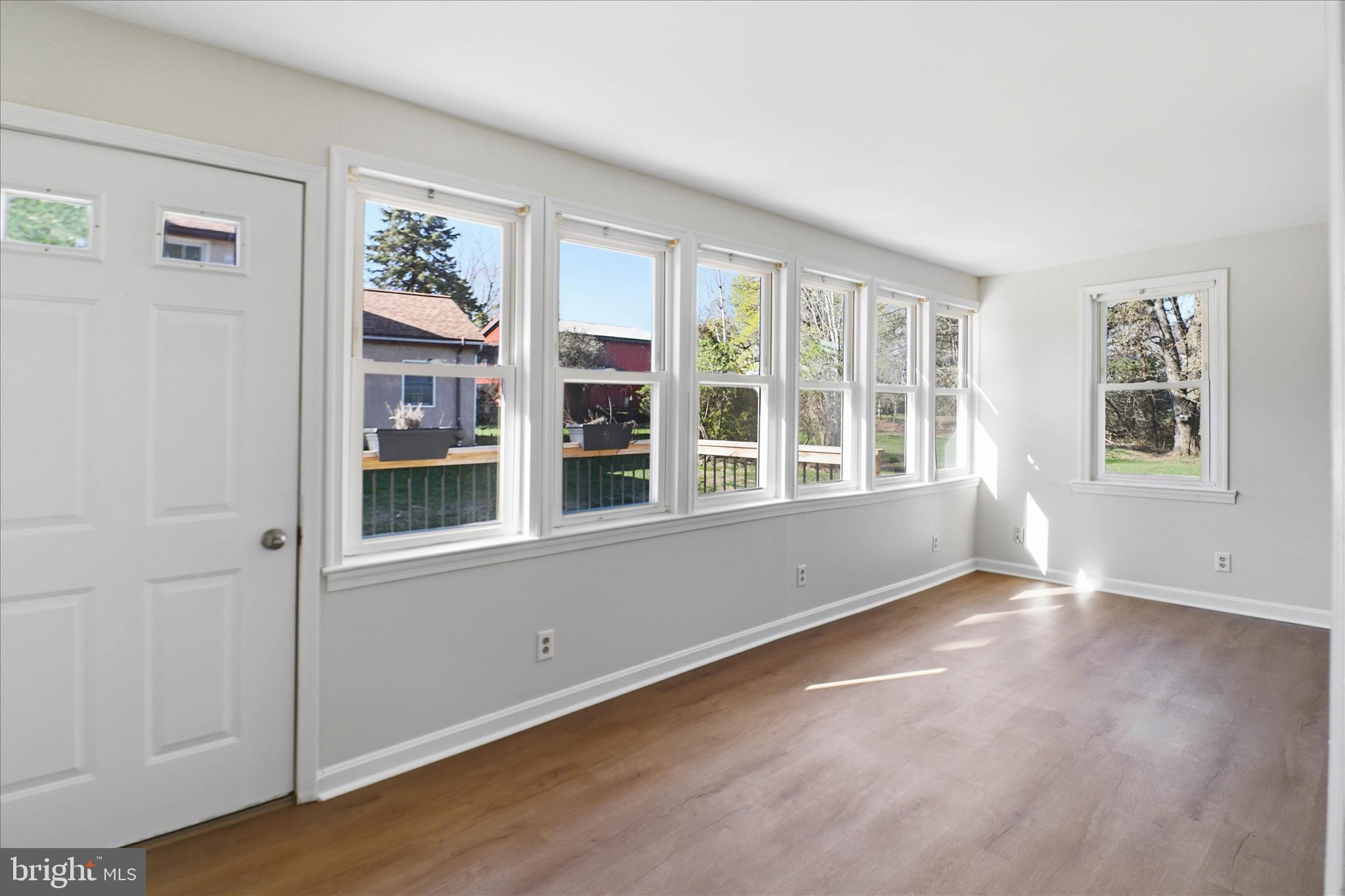 ELVERSON - Residential