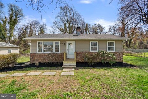 Homes For Sale - 5759 Paradise Avenue<br/> ELKRIDGE, MD 21075