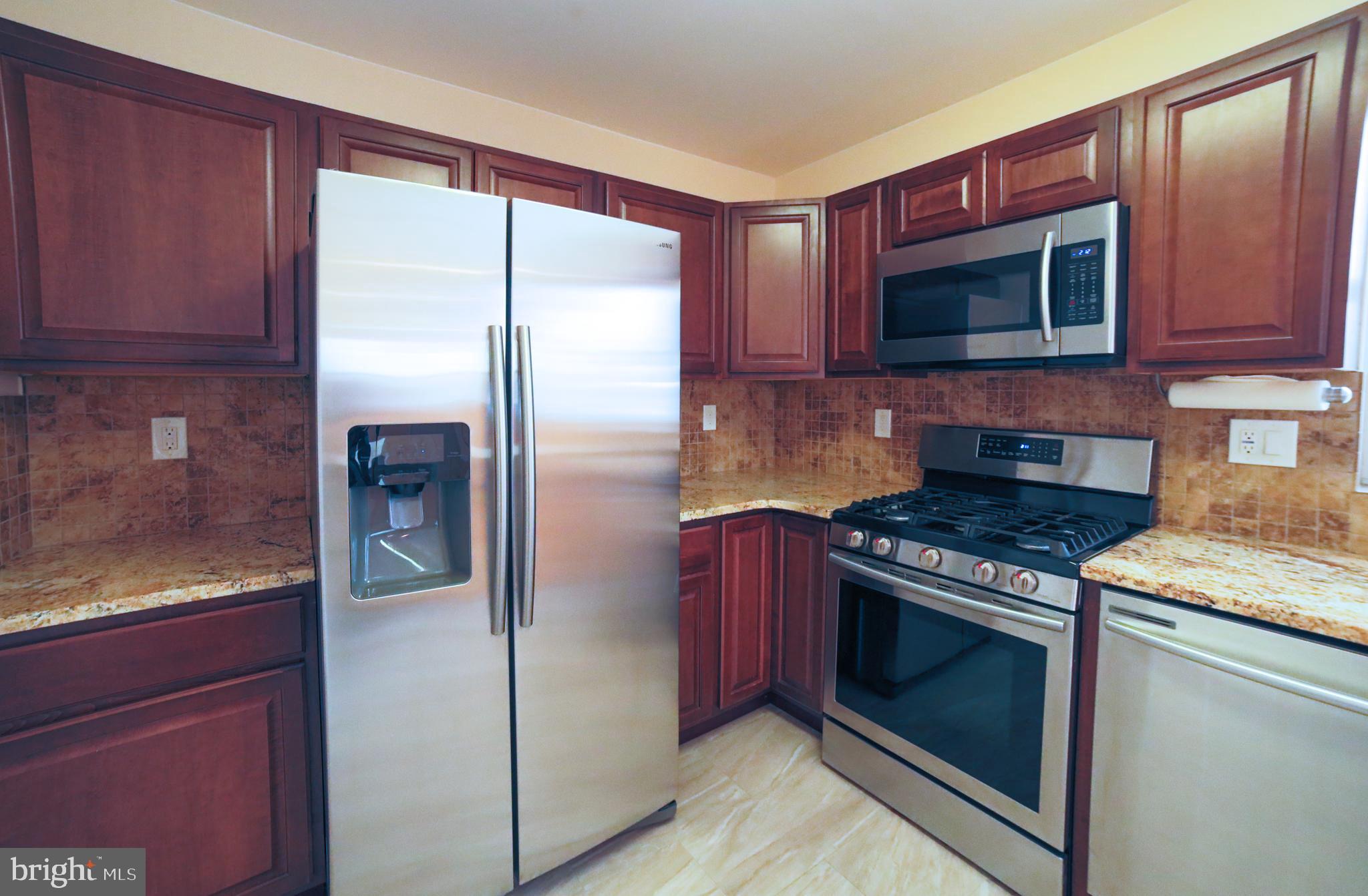 BROAD ACRES - Residential Lease