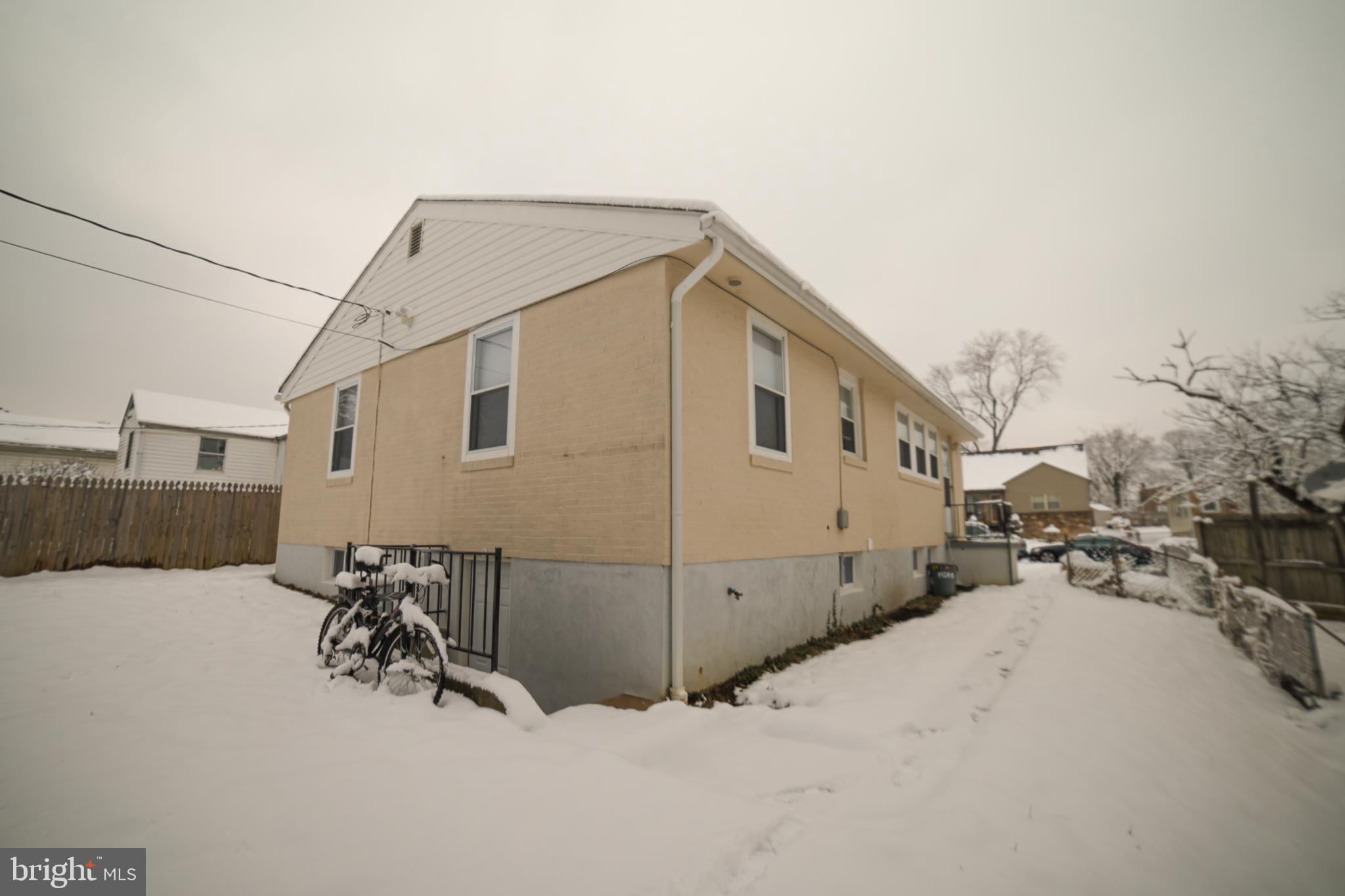 BROAD ACRES - Residential Lease