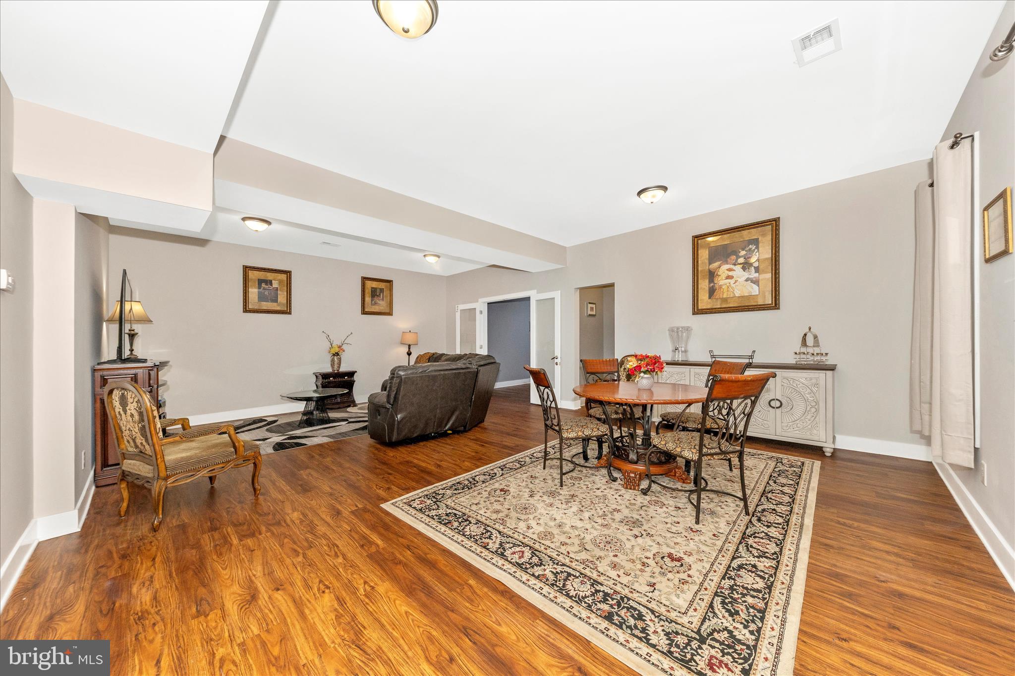 RED HILL - Residential