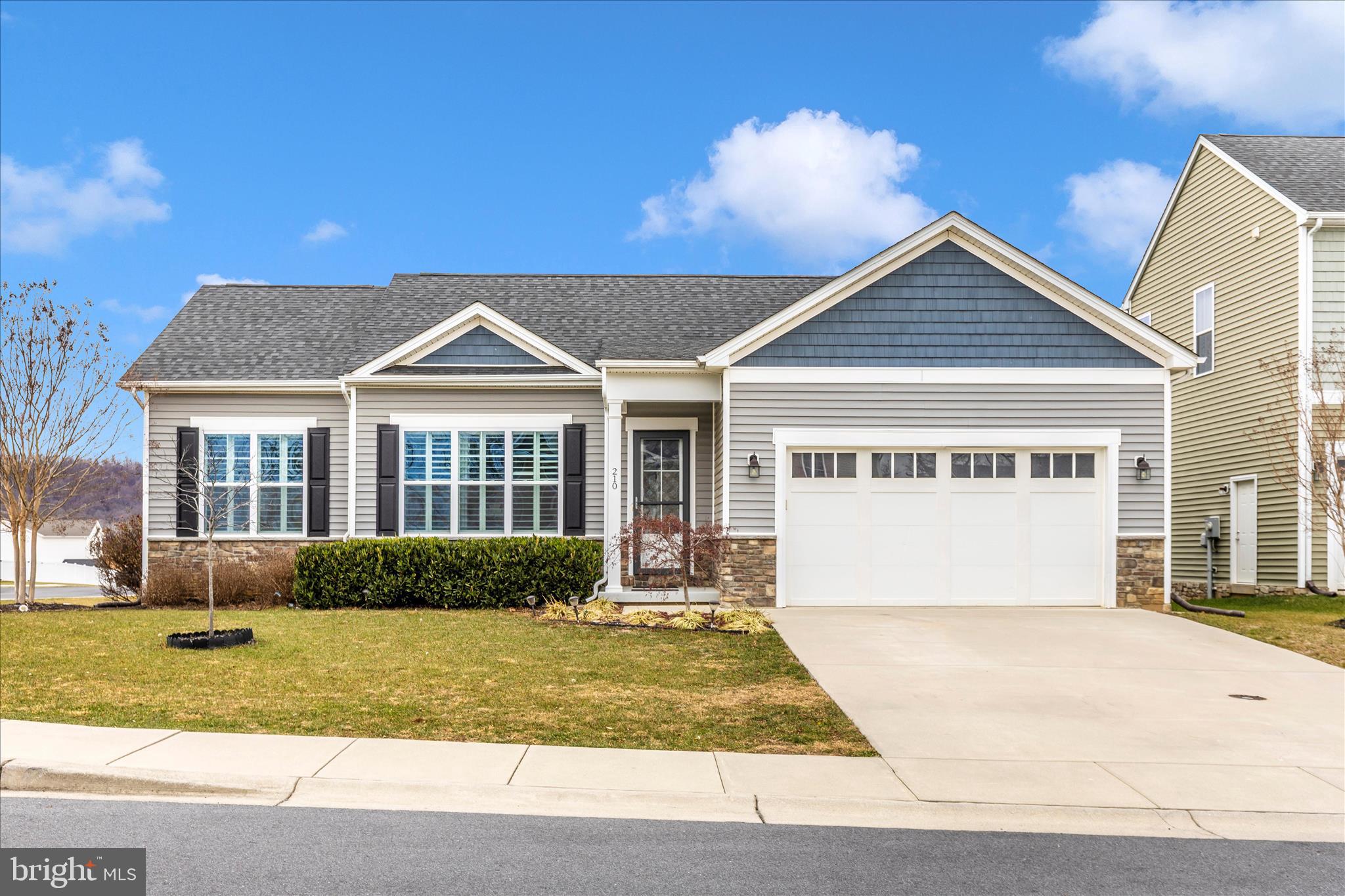 RED HILL - Residential