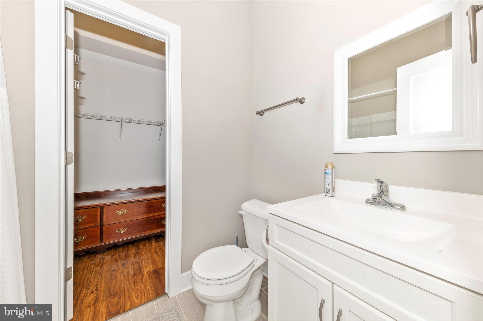 RED HILL - Residential