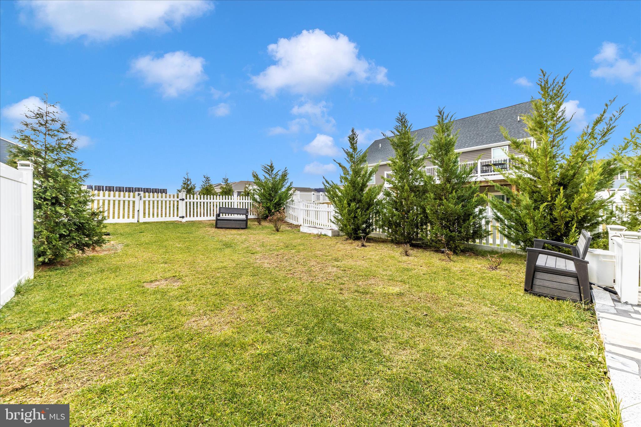 RED HILL - Residential