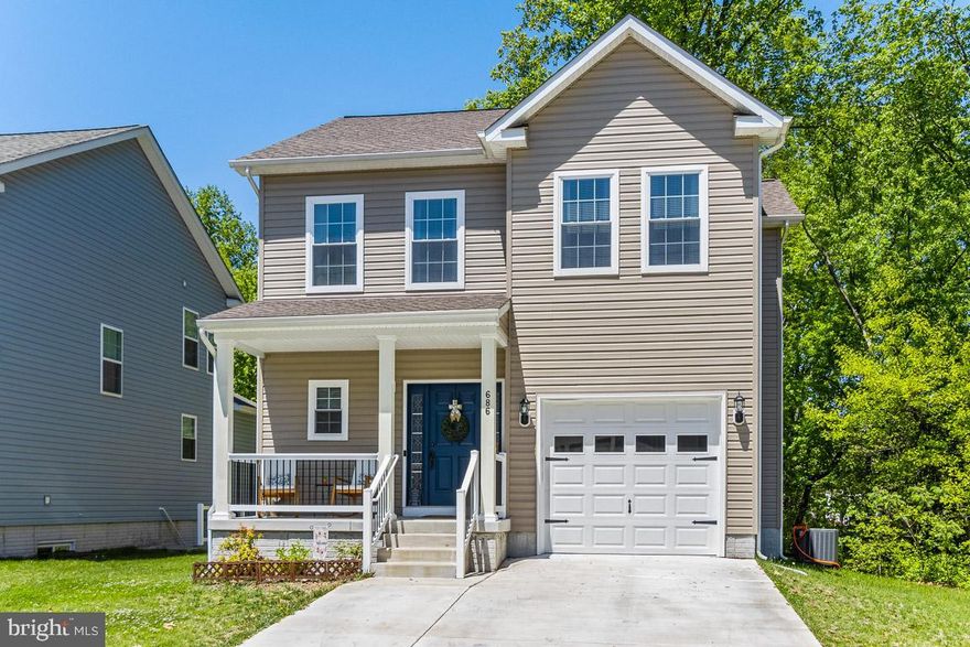 The Sellers Have Received An Offer. The Offer Deadline Is Set For Friday, 5/27, at 5pm.
Come see this beautiful, colonial home in Green Haven located on the largest lot on the street. The open floor plan on the main level boasts gorgeous hardwood floors, a gas fireplace, laundry room, and powder room.  The spacious kitchen has a large island, granite counter tops,  and stainless steel appliances. The primary suite has a large walk-in closet and an en-suite bath. The upper level includes three other bedrooms and a hallway bath. The lower level has a rec room and a large storage area with rough-ins to add an additional bathroom. Relax outside on the deck or on the covered front porch. Walking distance to the middle school and close driving distance to the elementary and high school. Centrally located to plenty of local stores and restaurants.