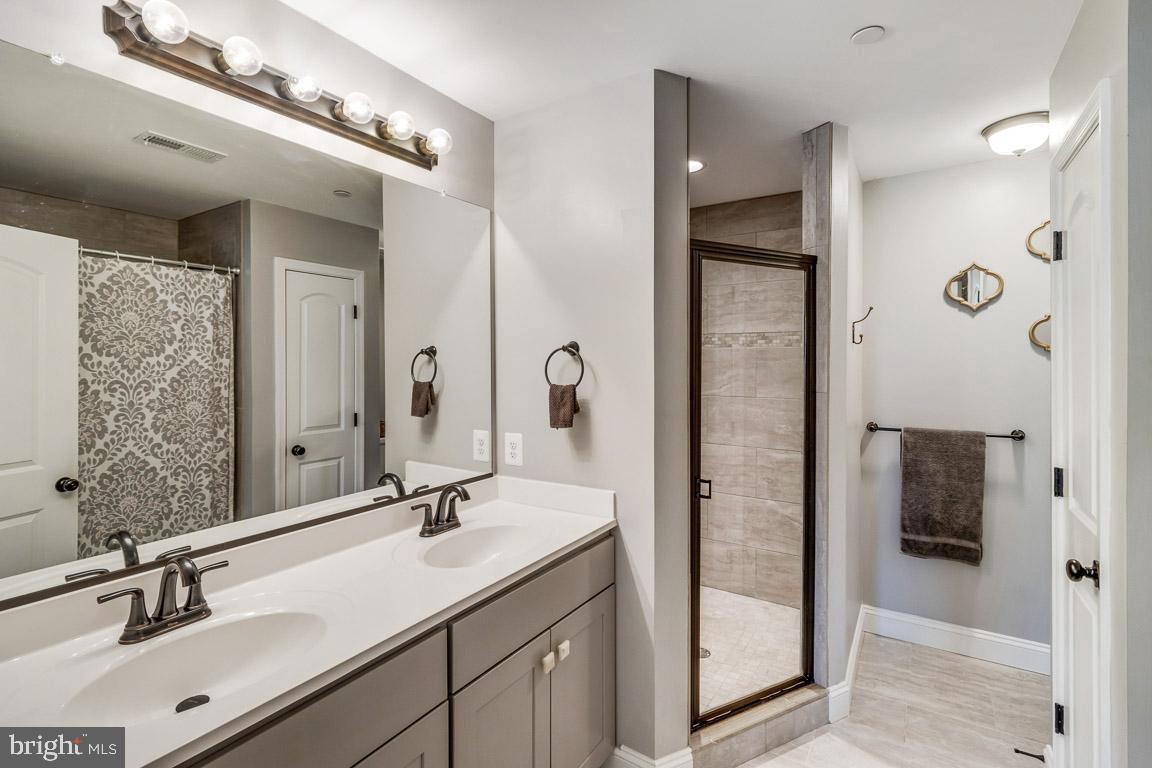 GREEN HAVEN - Residential