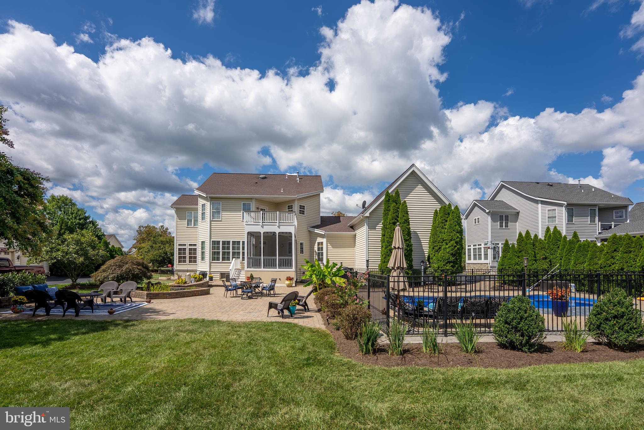 WILD MEADOW - Residential