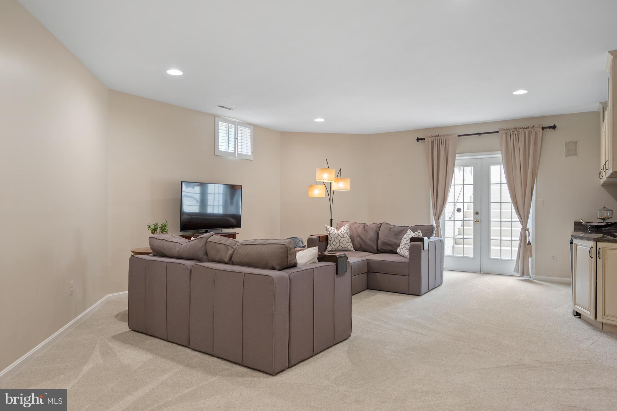 WILD MEADOW - Residential